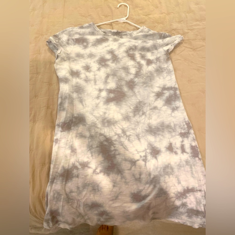 White and Grey tie dye t-shirt dress